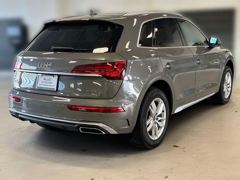 Used 2023 Audi Q5 2.0T Premium w/ Convenience Package AWD/4WD image 4