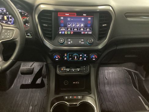 Used 2023 GMC Acadia AT4 w/ Technology Package AWD/4WD image 11