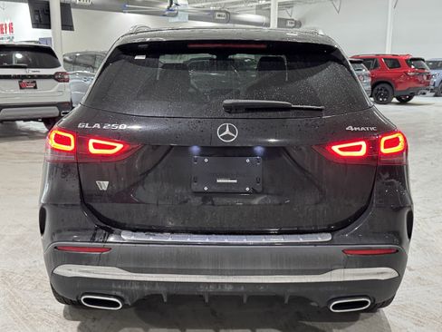 Used 2023 Mercedes-Benz GLA 250 4MATIC image 18