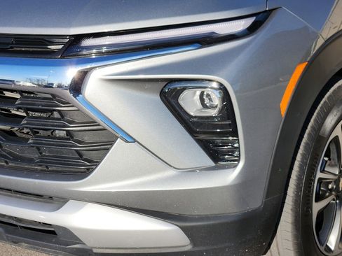 Used 2025 Chevrolet TrailBlazer LT image 6