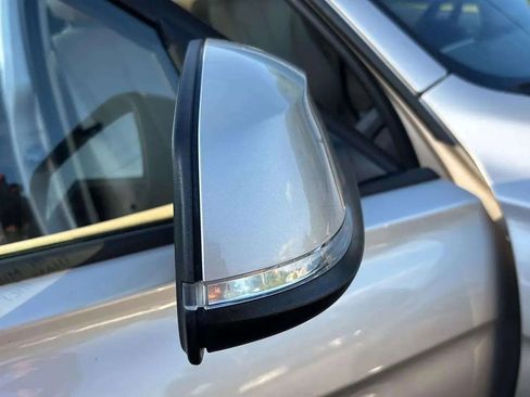 Used 2014 BMW 320i Sedan image 24