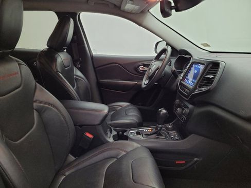 Used 2021 Jeep Cherokee Trailhawk w/ Premium Leather Package image 21