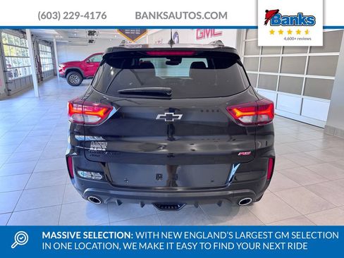 Certified 2023 Chevrolet TrailBlazer RS w/ Sun and Liftgate Package AWD/4WD image 8