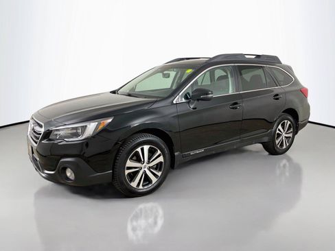 Used 2018 Subaru Outback 2.5i Limited AWD/4WD image 8