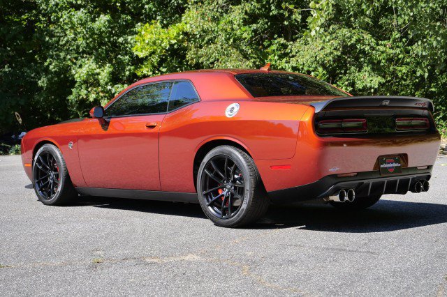 Used 2022 Dodge Challenger SRT Hellcat w/ Plus Package RWD image 7