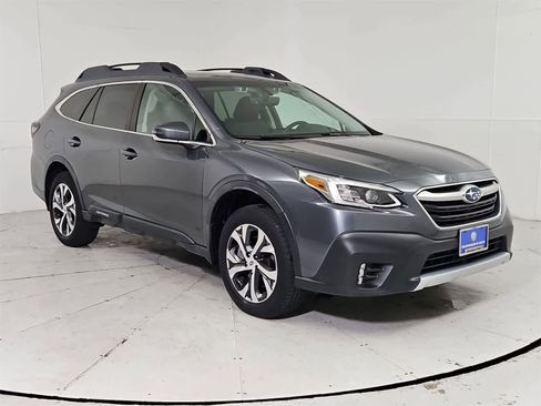 Used 2020 Subaru Outback Limited image 8