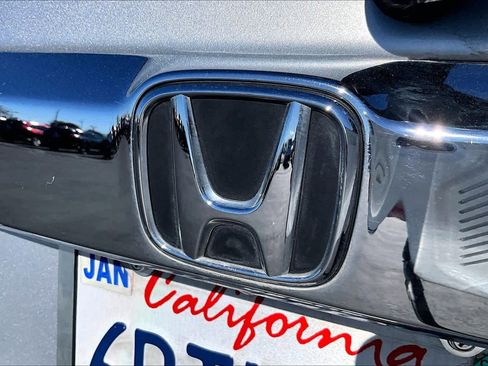 Used 2011 Honda Pilot Touring image 30