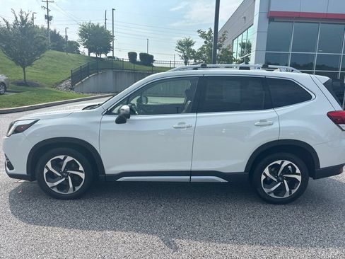 Used 2022 Subaru Forester Touring AWD/4WD image 15