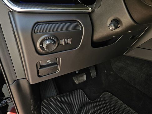 New 2026 Jeep Grand Wagoneer Summit AWD/4WD image 17