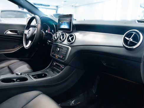 Used 2016 Mercedes-Benz CLA 250 4MATIC image 26