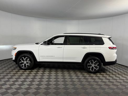Certified 2025 Jeep Grand Cherokee L Limited w/ Luxury Tech Group II RWD image 13