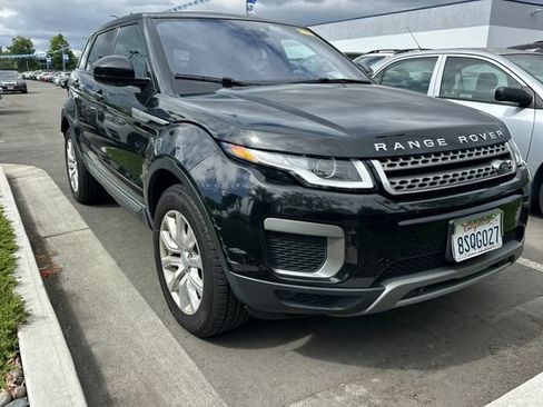 Used 2017 Land Rover Range Rover Evoque SE AWD/4WD image 2