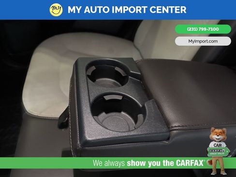 Used 2019 Ford Fusion SE w/ Equipment Group 151A image 25