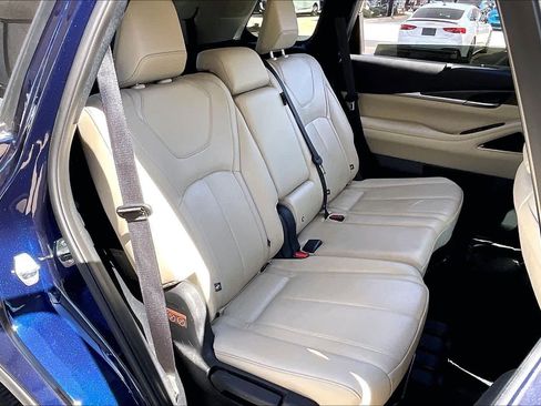 Used 2023 INFINITI QX60 Sensory w/ Vision Package image 18