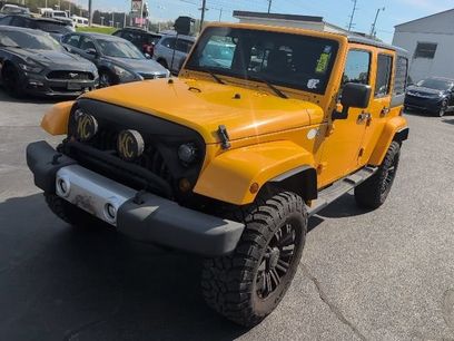 Used 2013 Jeep Wrangler Unlimited Sahara w/ Dual Top Group