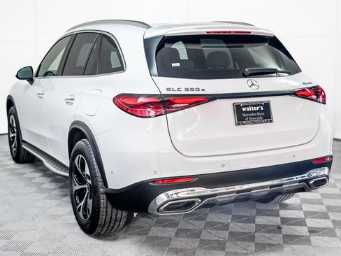 Certified 2025 Mercedes-Benz GLC 350e GLC 350e 4MATIC image 2