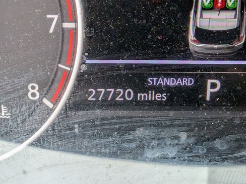 Used 2023 Nissan Rogue SV image 13