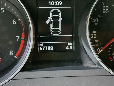 Used 2017 Volkswagen Jetta SE FWD image 19