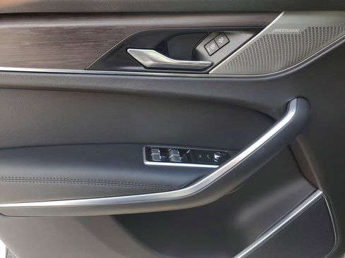 Used 2021 Jaguar F-PACE S image 14