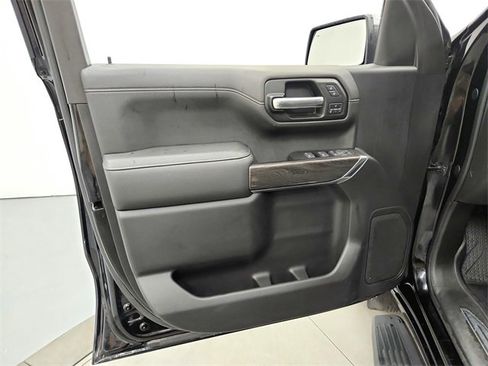 Used 2019 Chevrolet Silverado 1500 LTZ image 29