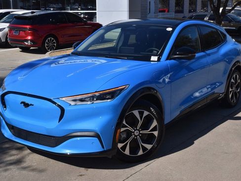 Certified 2023 Ford Mustang Mach-E Premium image 40