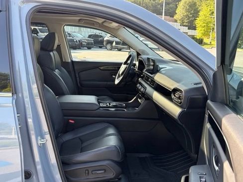 Used 2024 Honda Pilot Touring image 30