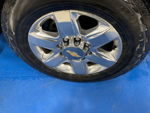 Used 2021 Chevrolet Silverado 2500 LTZ w/ Z71 Chrome Sport Edition image 12