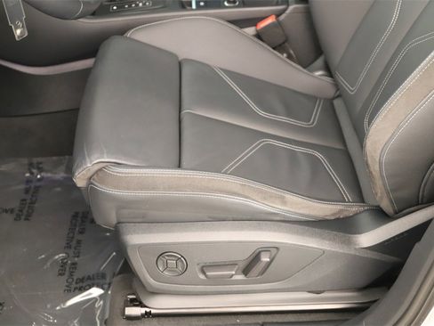 Certified 2022 Audi Q3 2.0T Premium Plus image 25