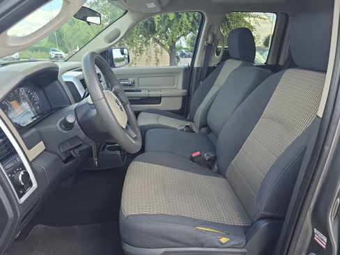 Used 2012 RAM 1500 Classic SLT RWD image 12
