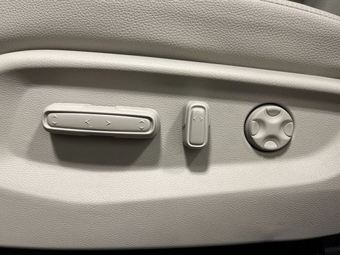 New 2027 Honda Odyssey EX-L image 12
