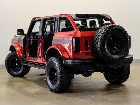 Used 2023 Ford Bronco Badlands AWD/4WD image 10