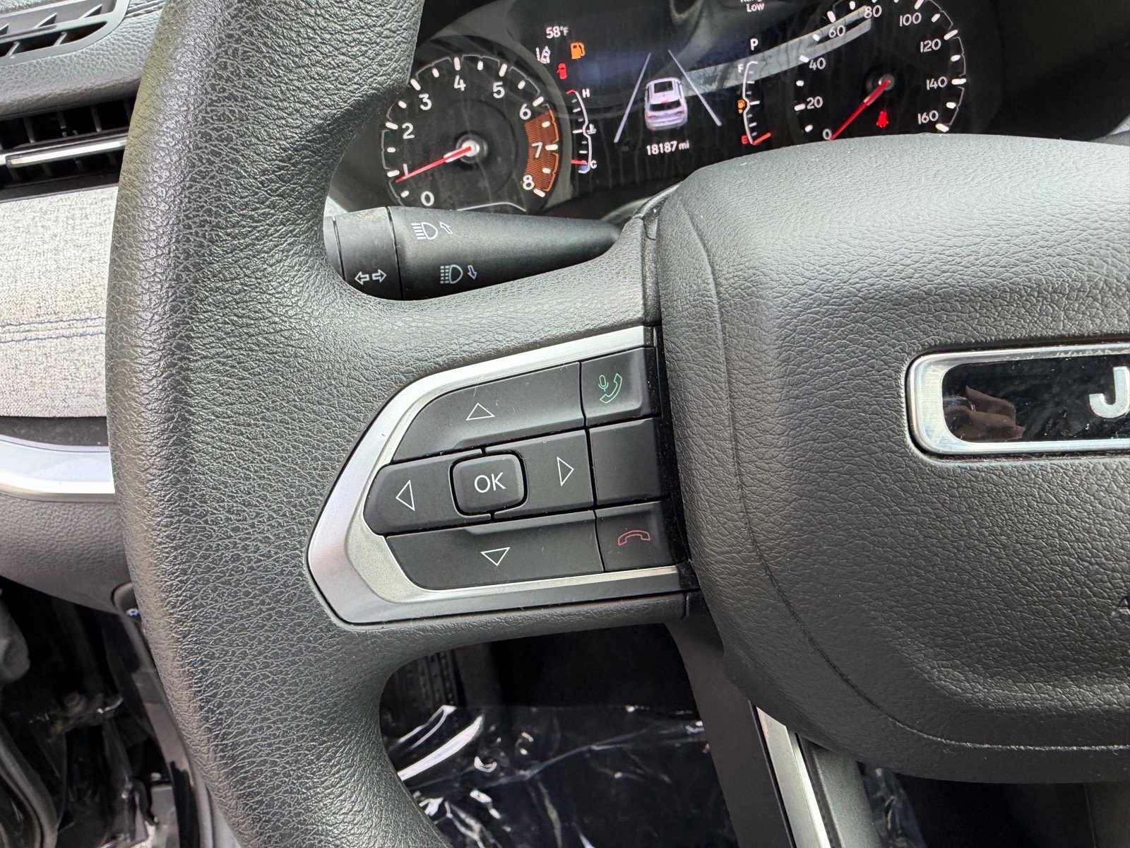 Used 2023 Jeep Compass Sport AWD/4WD image 27