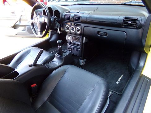 Used 2004 Toyota MR2 image 20