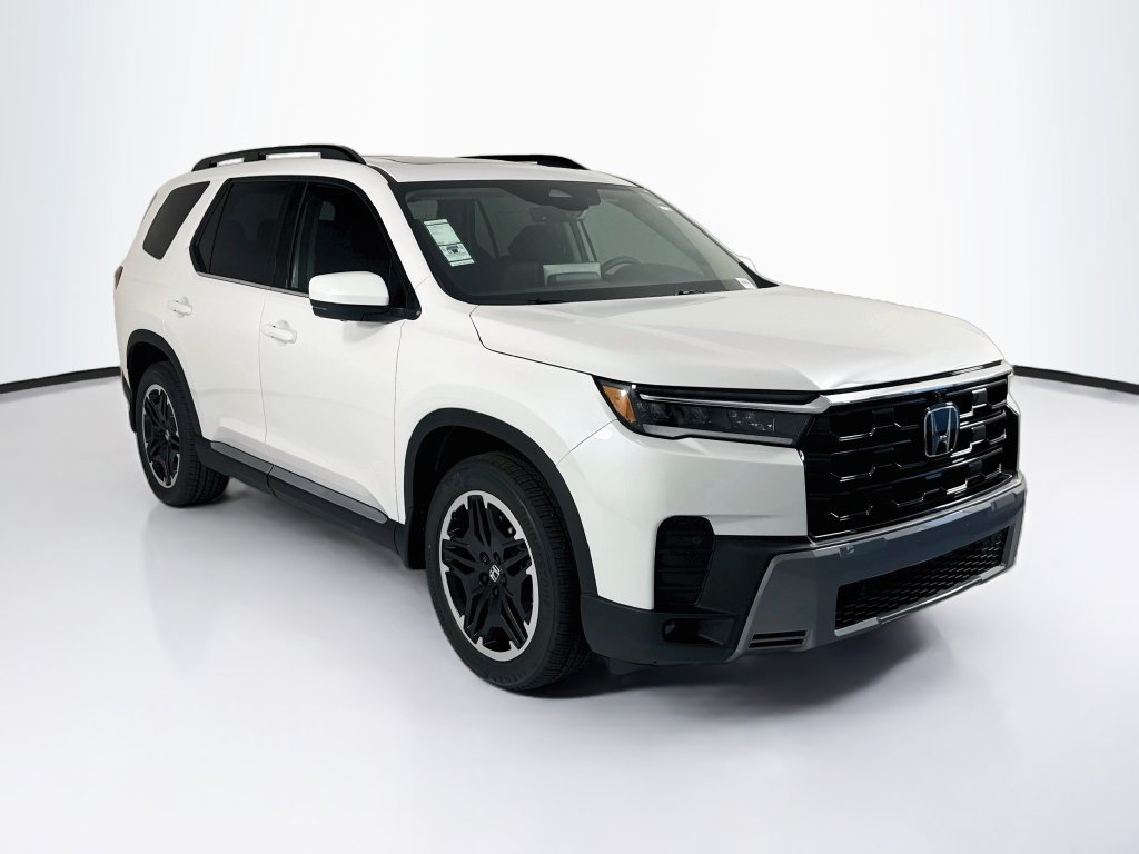 New 2026 Honda Pilot Touring image 3