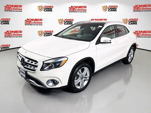 Used 2018 Mercedes-Benz GLA 250 4MATIC image 14