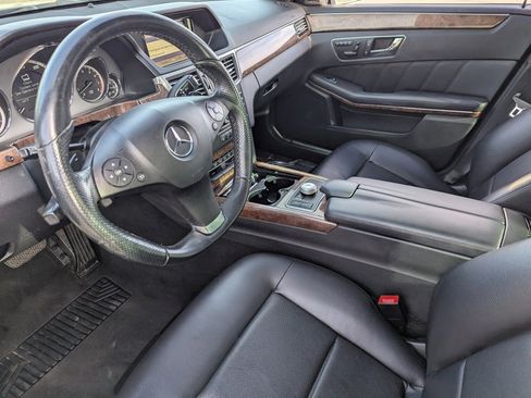 Used 2011 Mercedes-Benz E 350 Sedan image 17