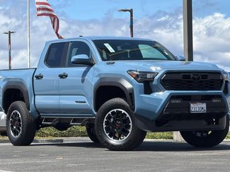 Used 2026 Toyota Tacoma TRD Off-Road AWD/4WD video 2