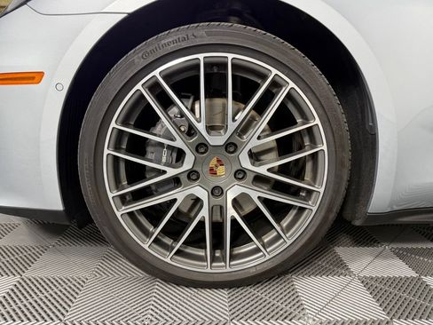 Certified 2024 Porsche Panamera 4 AWD/4WD image 13