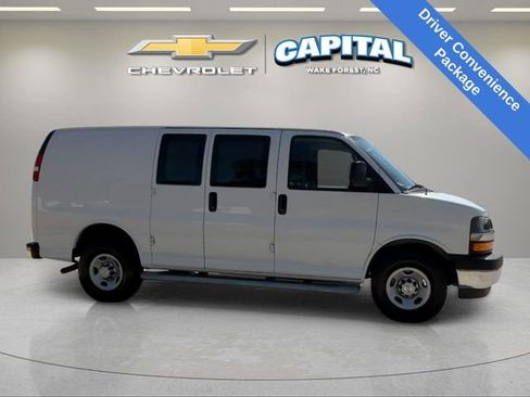 Used 2024 Chevrolet Express 2500 w/ Driver Convenience Package RWD image 6