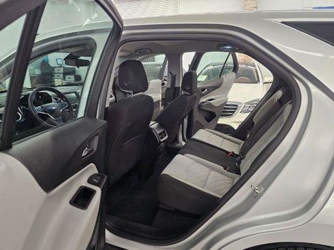 Used 2018 Chevrolet Equinox LS FWD image 9