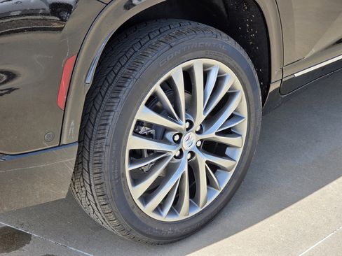 New 2026 Buick Enclave Avenir w/ Super Cruise Package FWD image 5