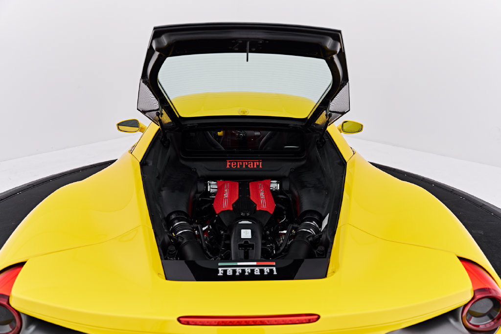 Used 2017 Ferrari 488 GTB RWD image 31
