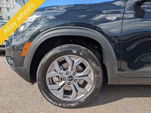 Certified 2024 Kia Seltos LX AWD/4WD image 12