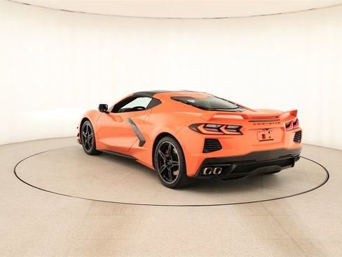 Used 2022 Chevrolet Corvette Stingray Coupe w/ Z51 Performance Package image 4