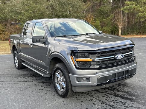 Used 2025 Ford F150 XLT w/ Equipment Group 301A Standard image 3