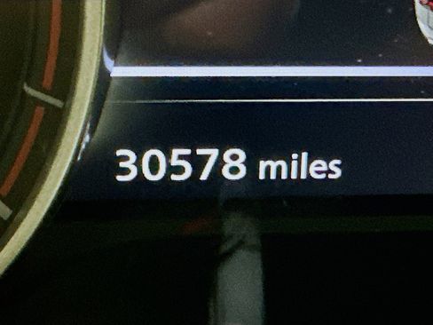 Used 2025 Nissan Rogue SV image 19