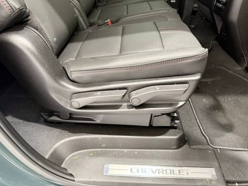 New 2026 Chevrolet Suburban RST w/ Comfort Package image 28