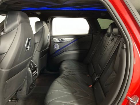 Certified 2023 BMW XM Base w/ M Driver's Package image 38