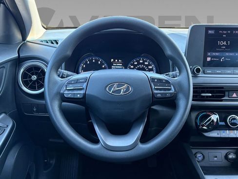 Used 2022 Hyundai Kona SE image 10