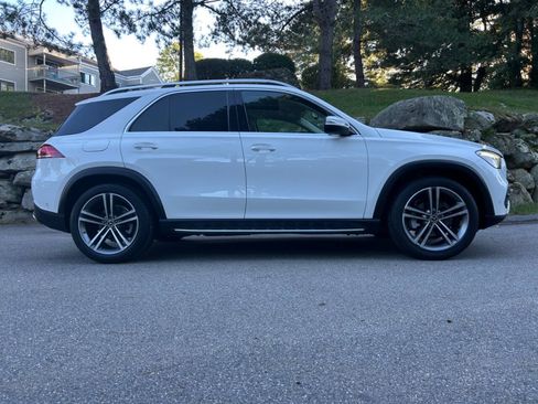 Used 2020 Mercedes-Benz GLE 350 4MATIC w/ Premium Package image 23